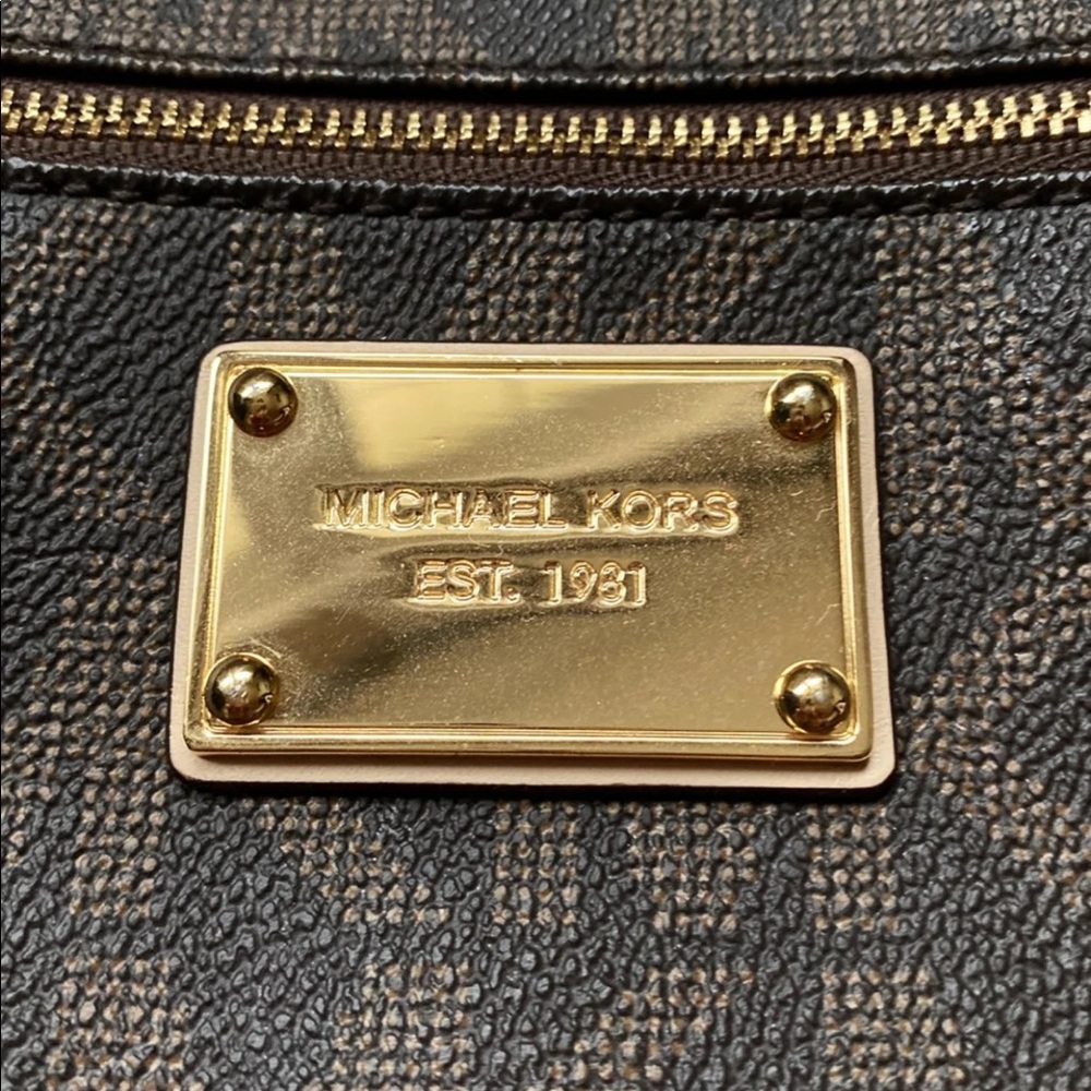 Purse - Picture 5 of 8